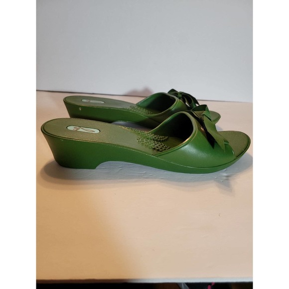 Oka Bee Green Women's Slip-on Sandals Size L - Picture 3 of 7